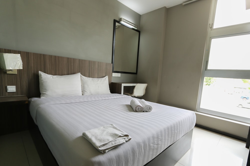Hotel 99 - Bandar Botanik Klang 7/65
