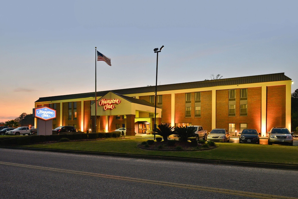 Hampton Inn Greenville, AL 3/42