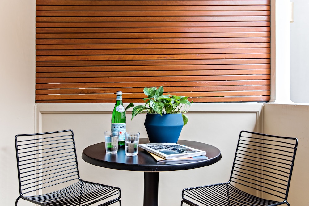 The Jensen Potts Point 44/50