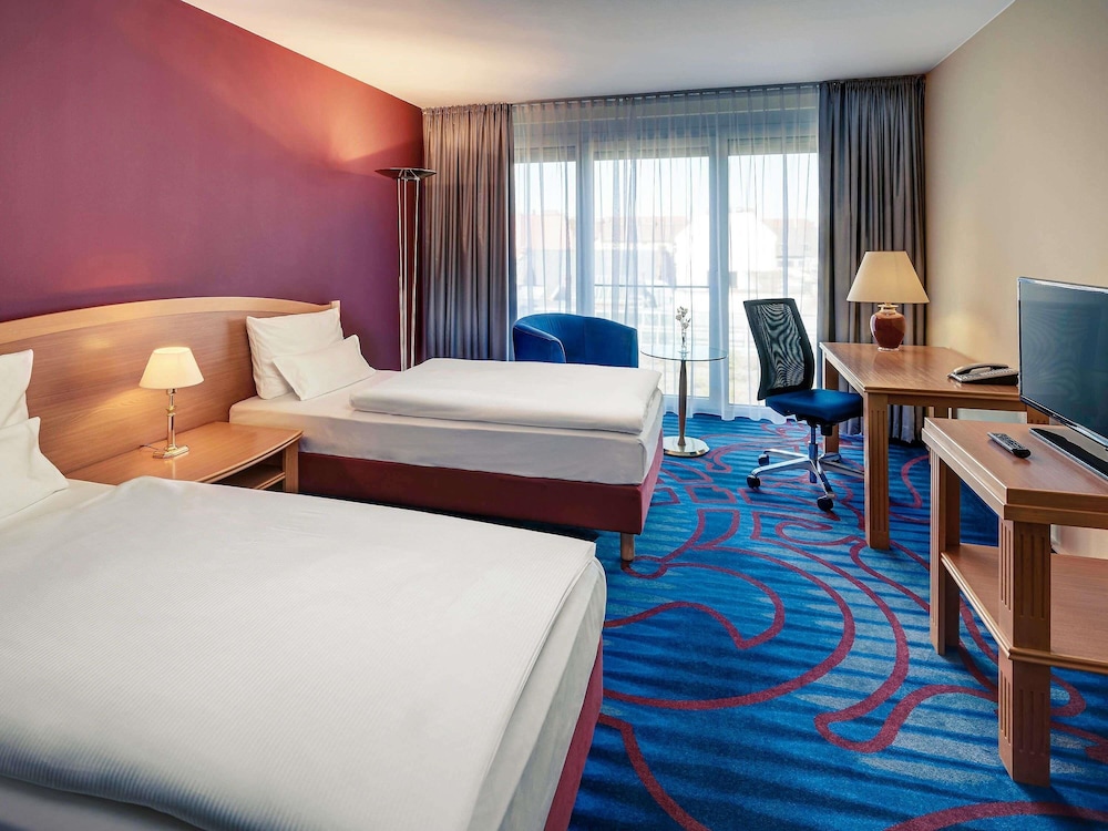 Mercure Hotel Berlin Tempelhof 25/73