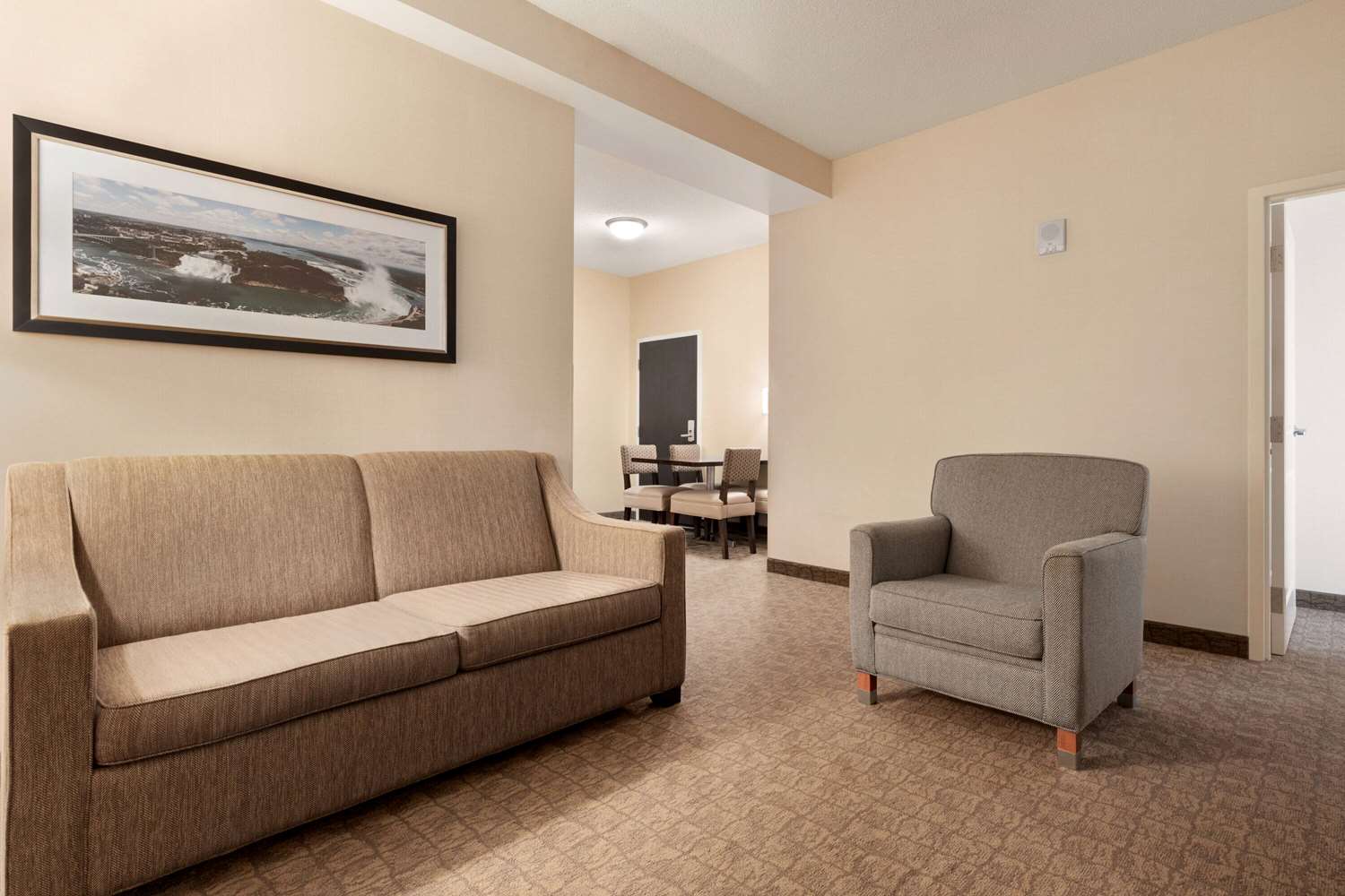 Wyndham Garden Niagara Falls Fallsview 33/51