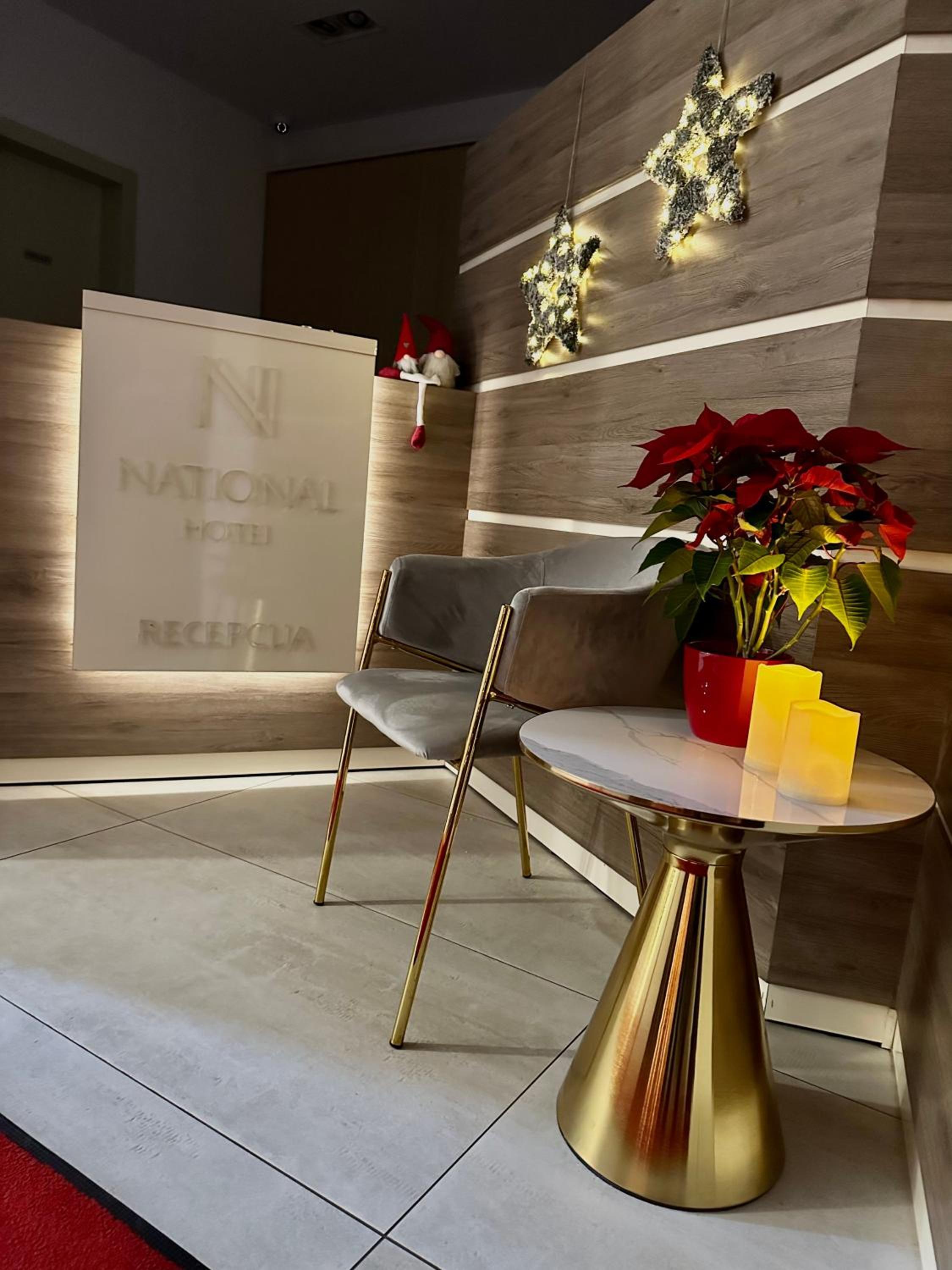 Hotel National 9/50