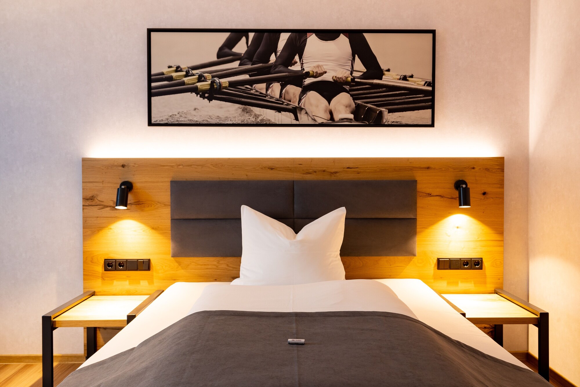 غرفة بسرير كوين، MK hotel Passau 5/8
