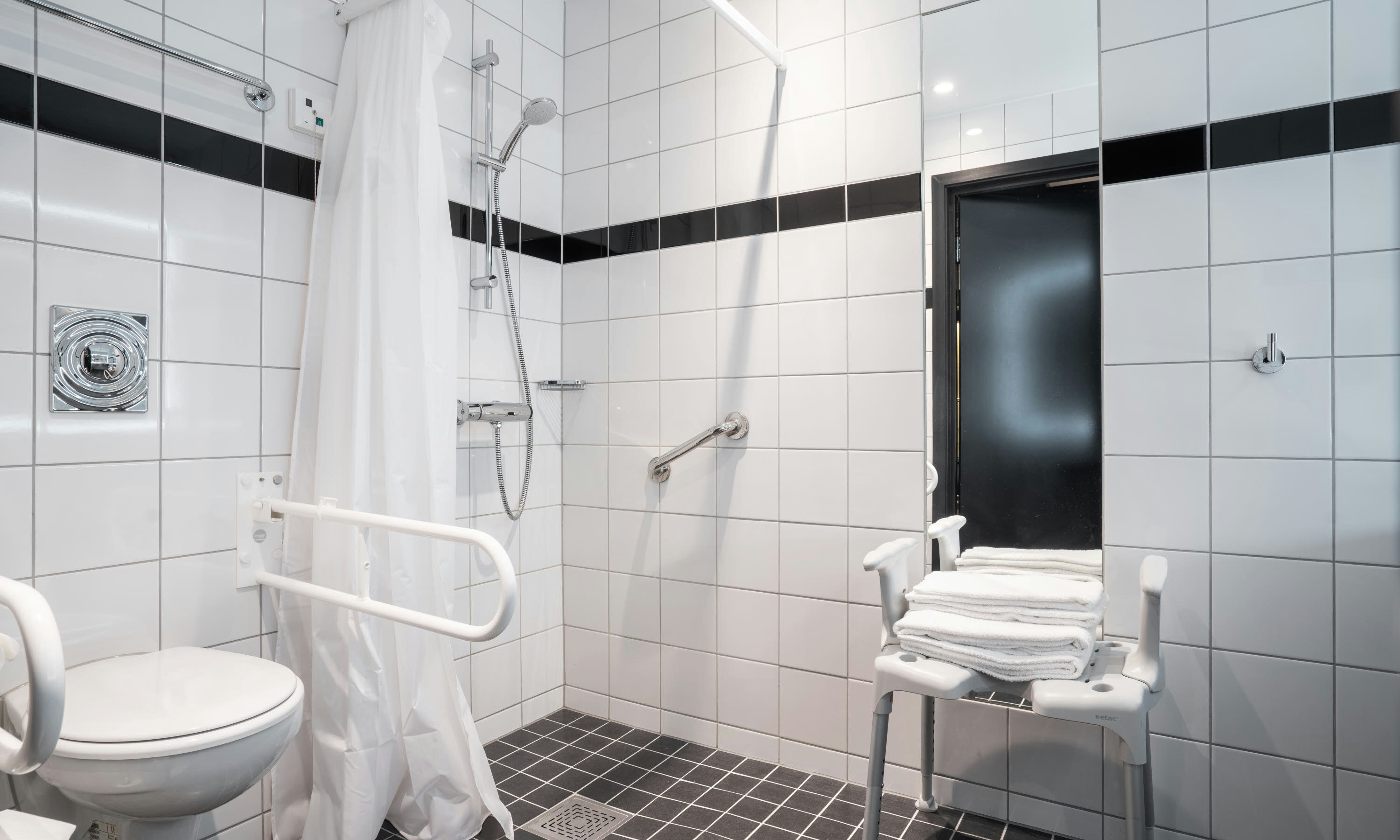 Thon Hotel Oslo Airport 57/59