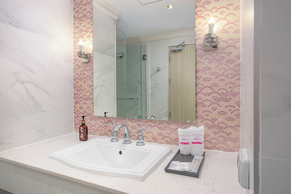 The Sea-Cret Hua Hin Hotel 73/73