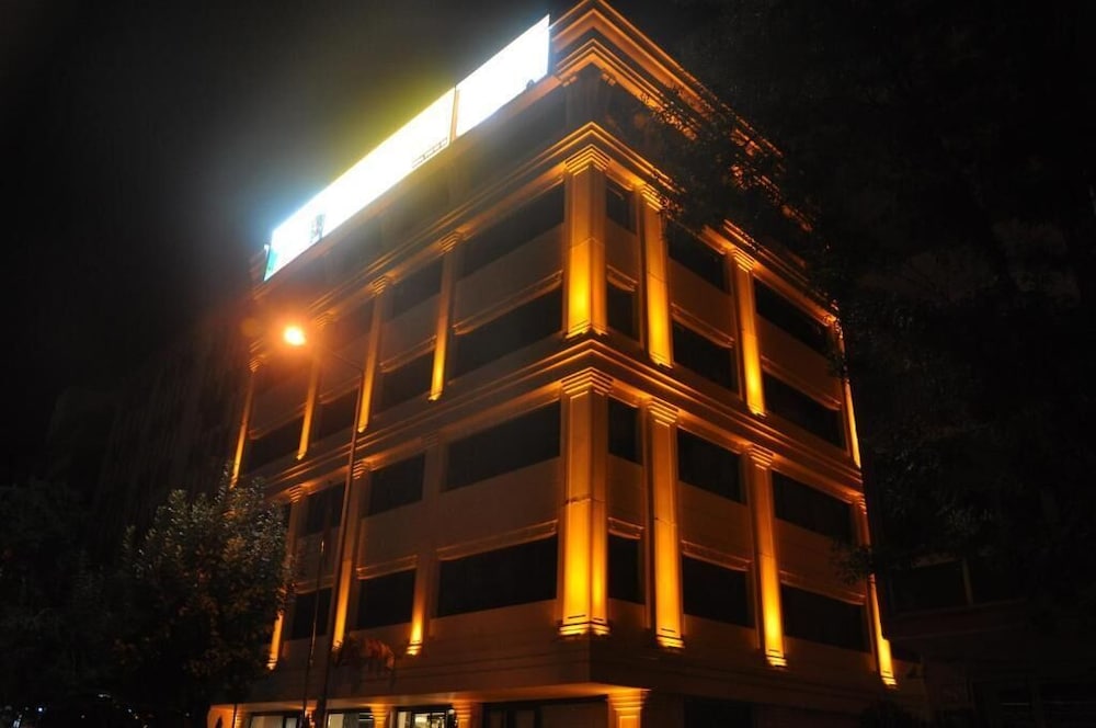 Golaz Suit Otel 5/43