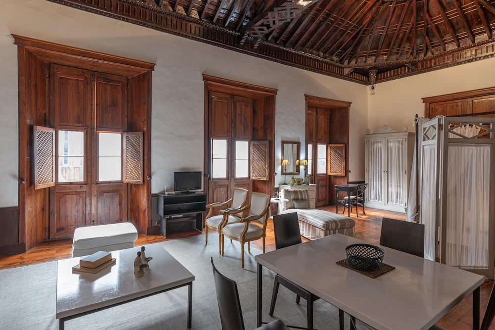 ISLA BAJA SUITES 43/72