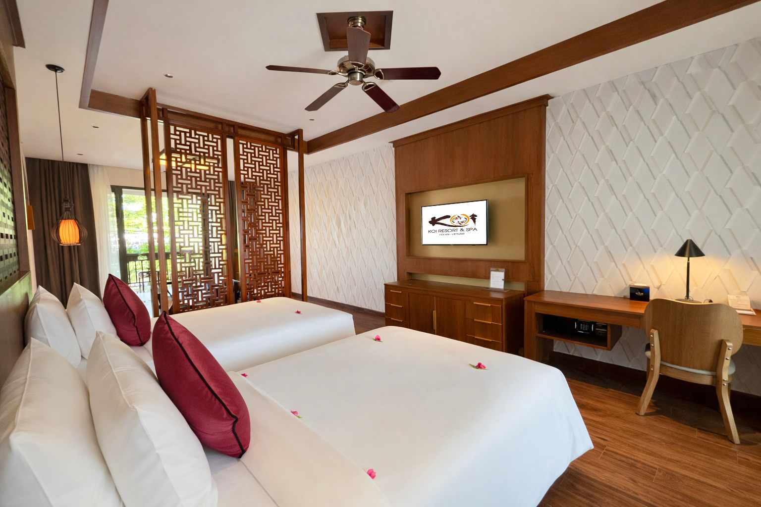 Red Lantern Suite