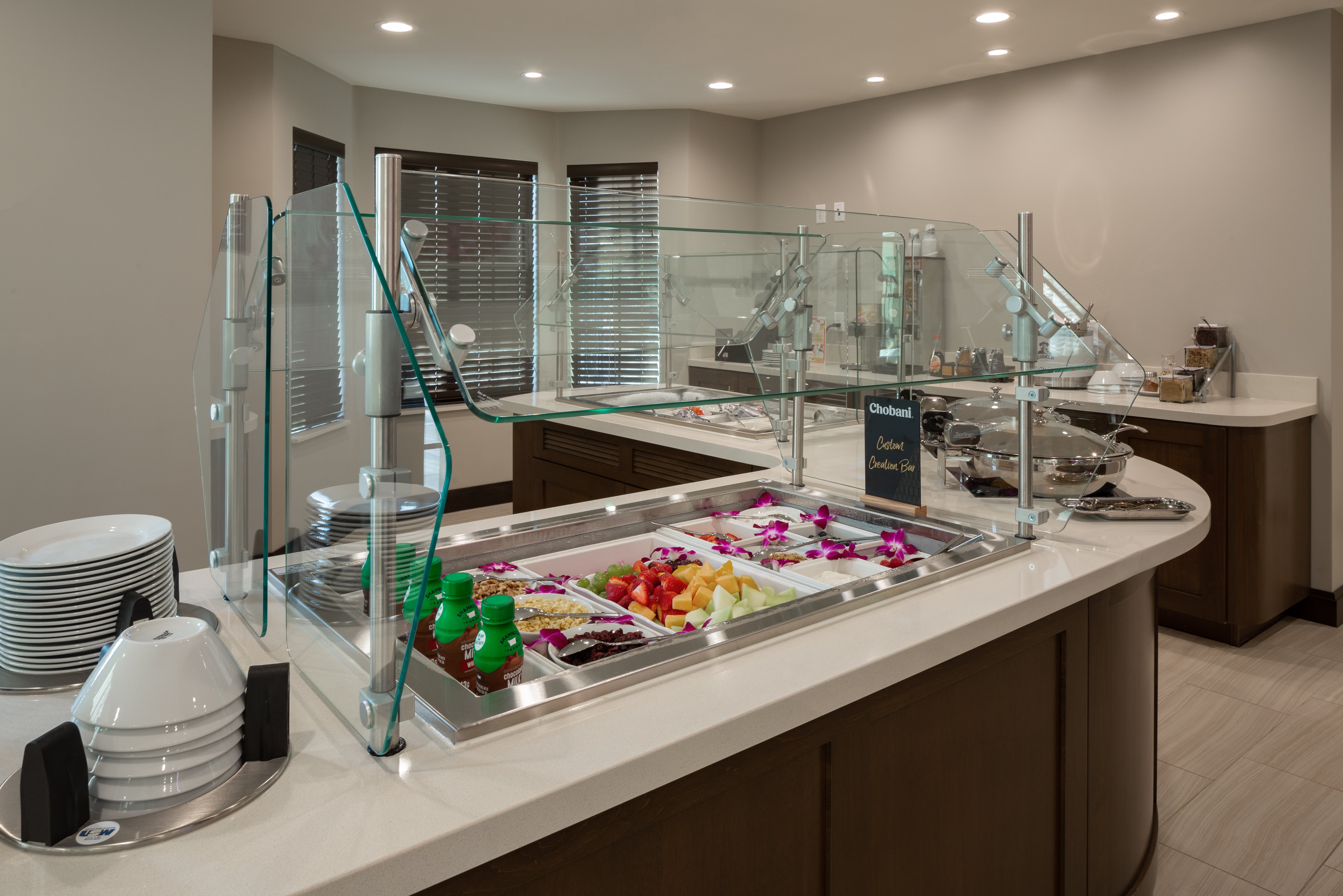 Staybridge Suites Phoenix Biltmore Area 23/56