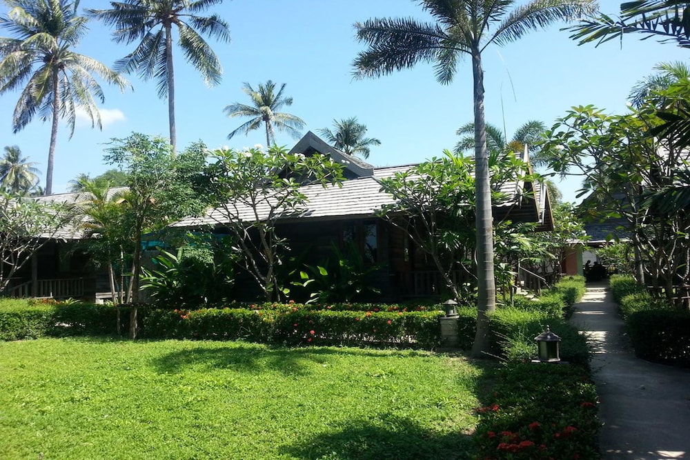 New Ozone Resort & Spa 3/64
