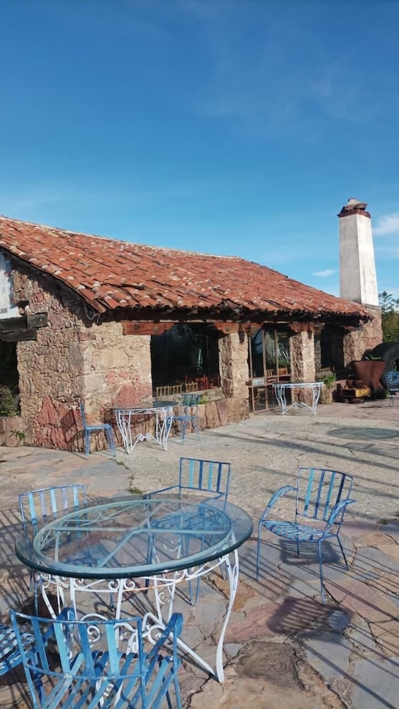 De La Borda Hotel 31/46