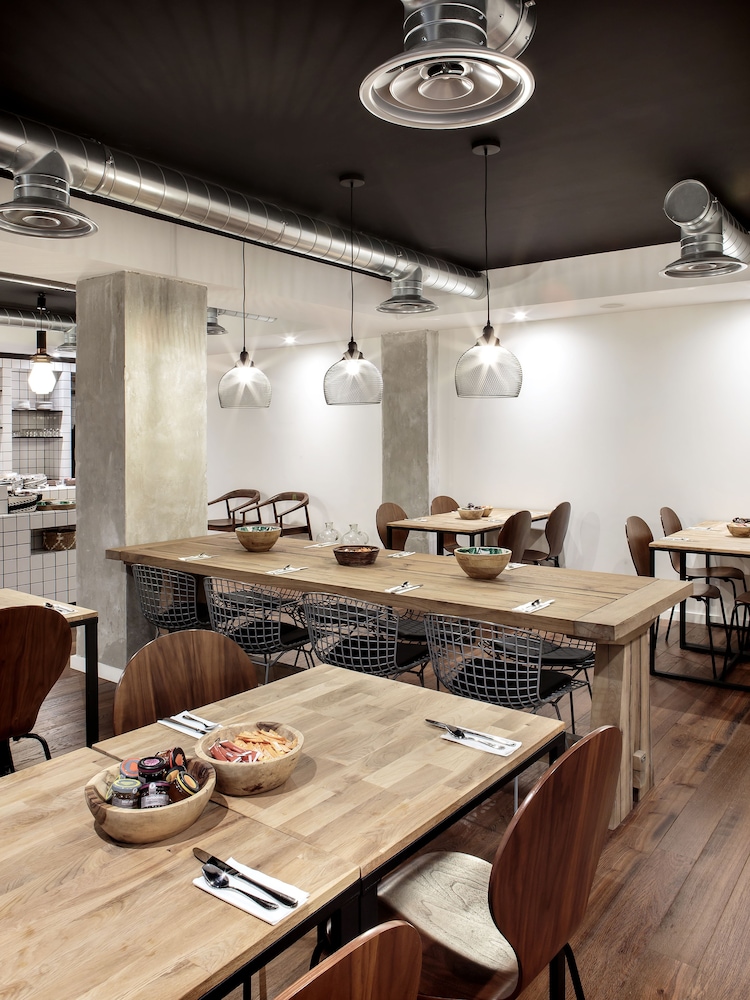New Hotel Le Voltaire 41/43
