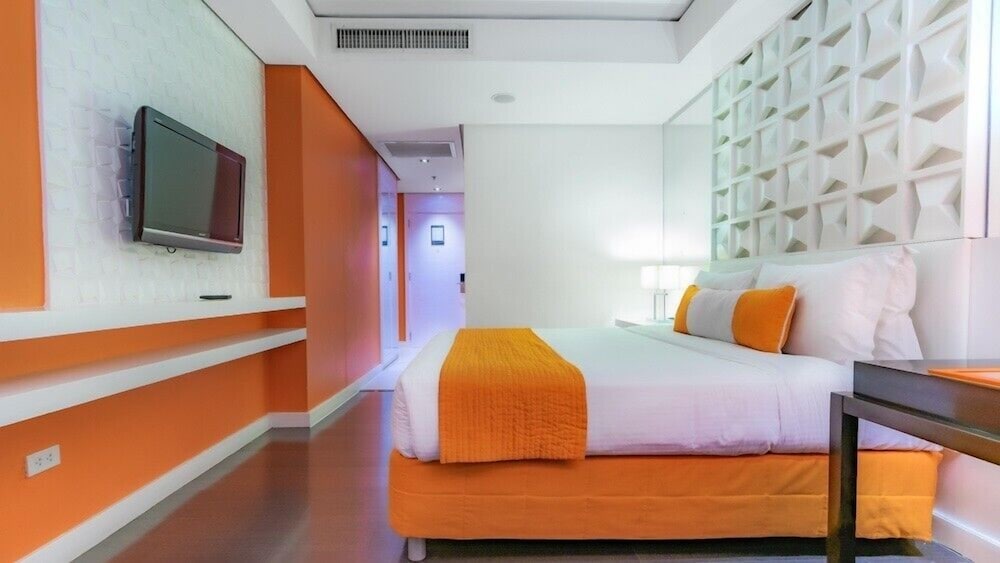The Bayleaf Intramuros 28/56