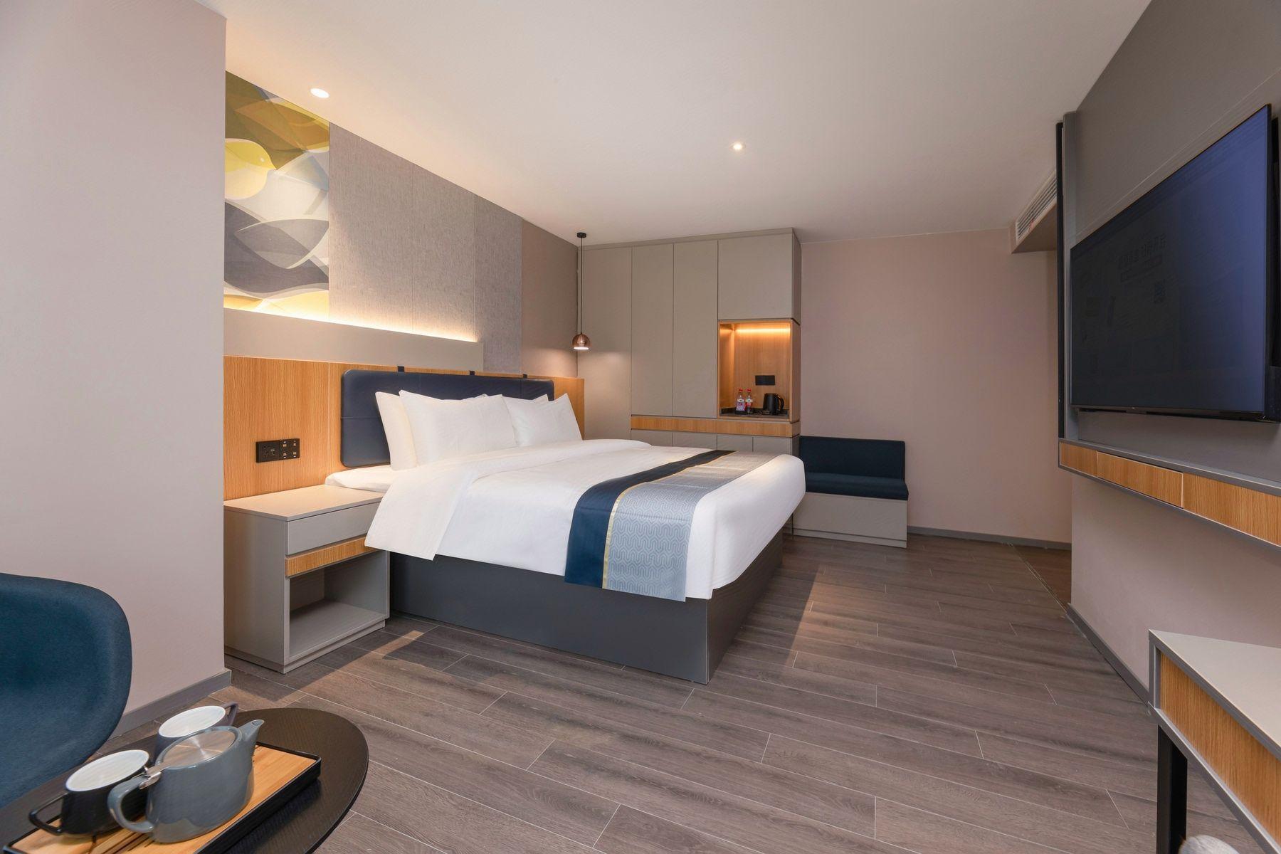 Homeinn Selected (Nantong Renmin Middle Road Dongjing International) 14/38