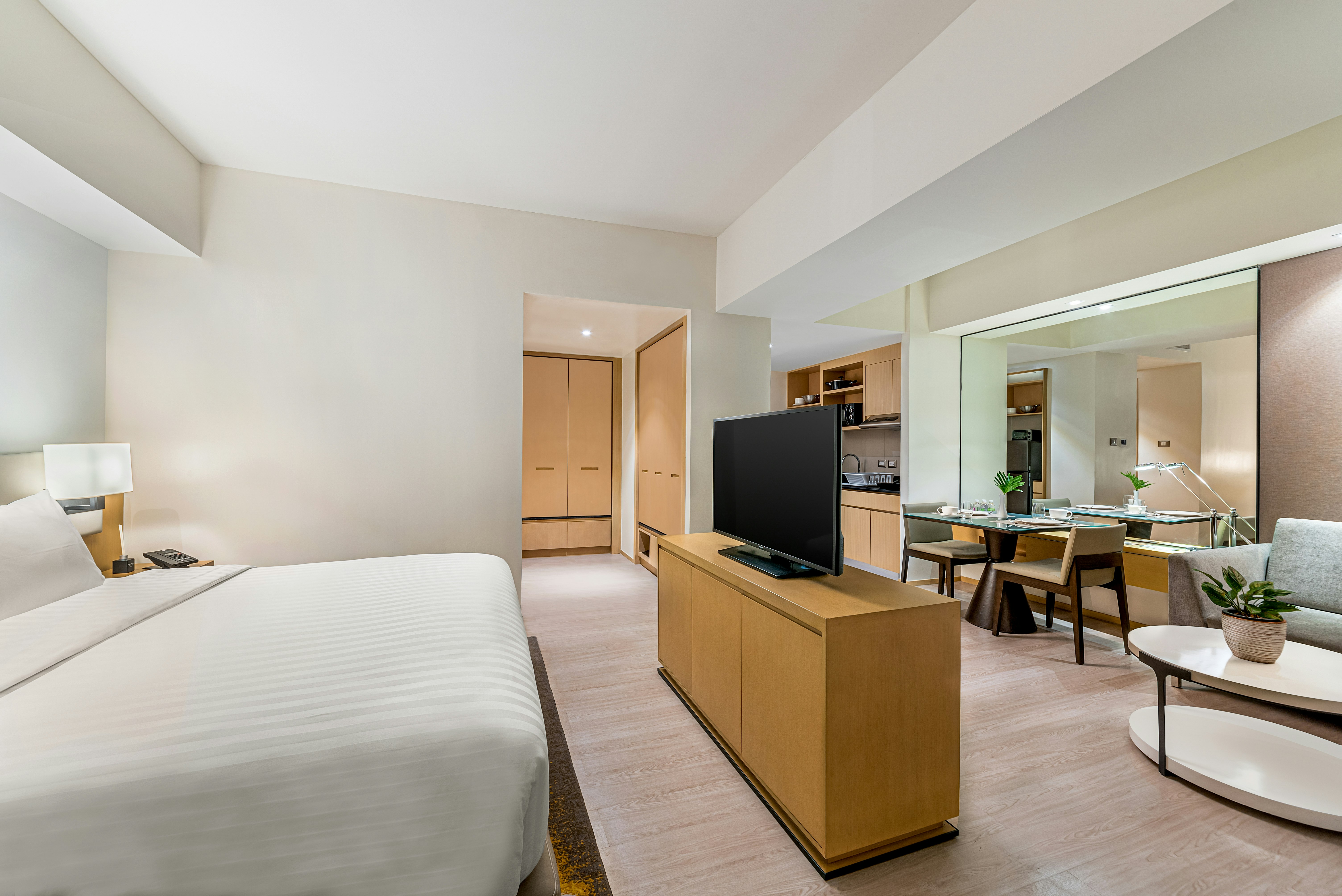 Seda Bonifacio Global City 11/48