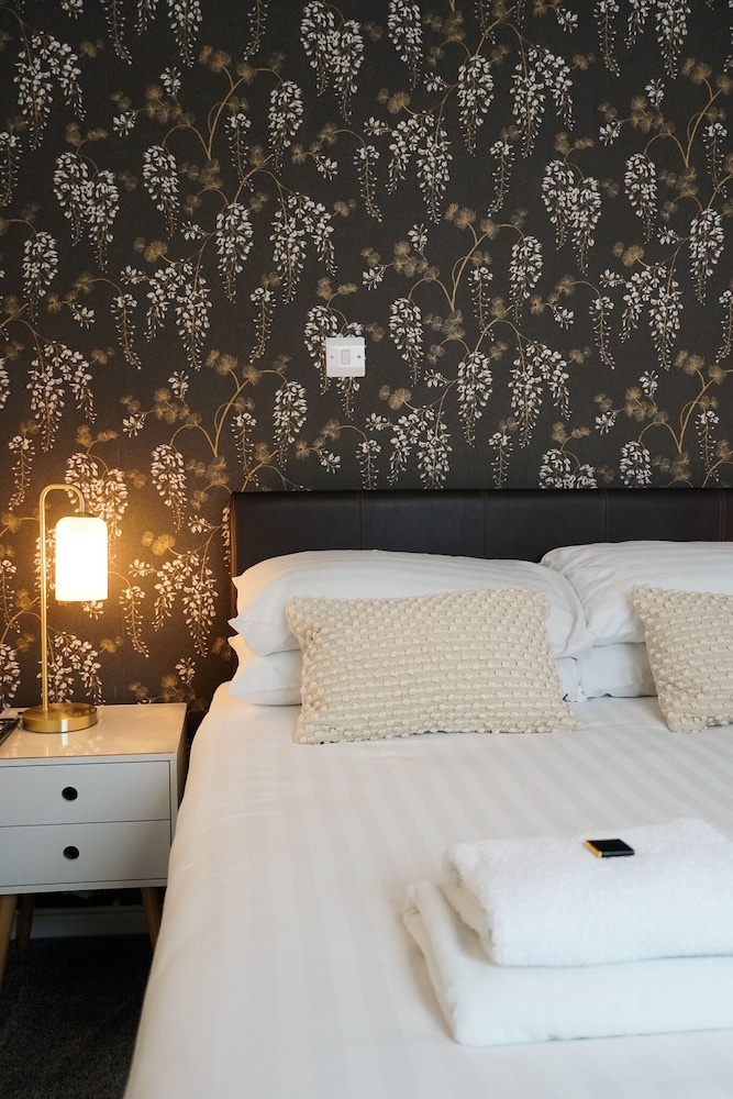 The Sandpiper Guest House 30/50