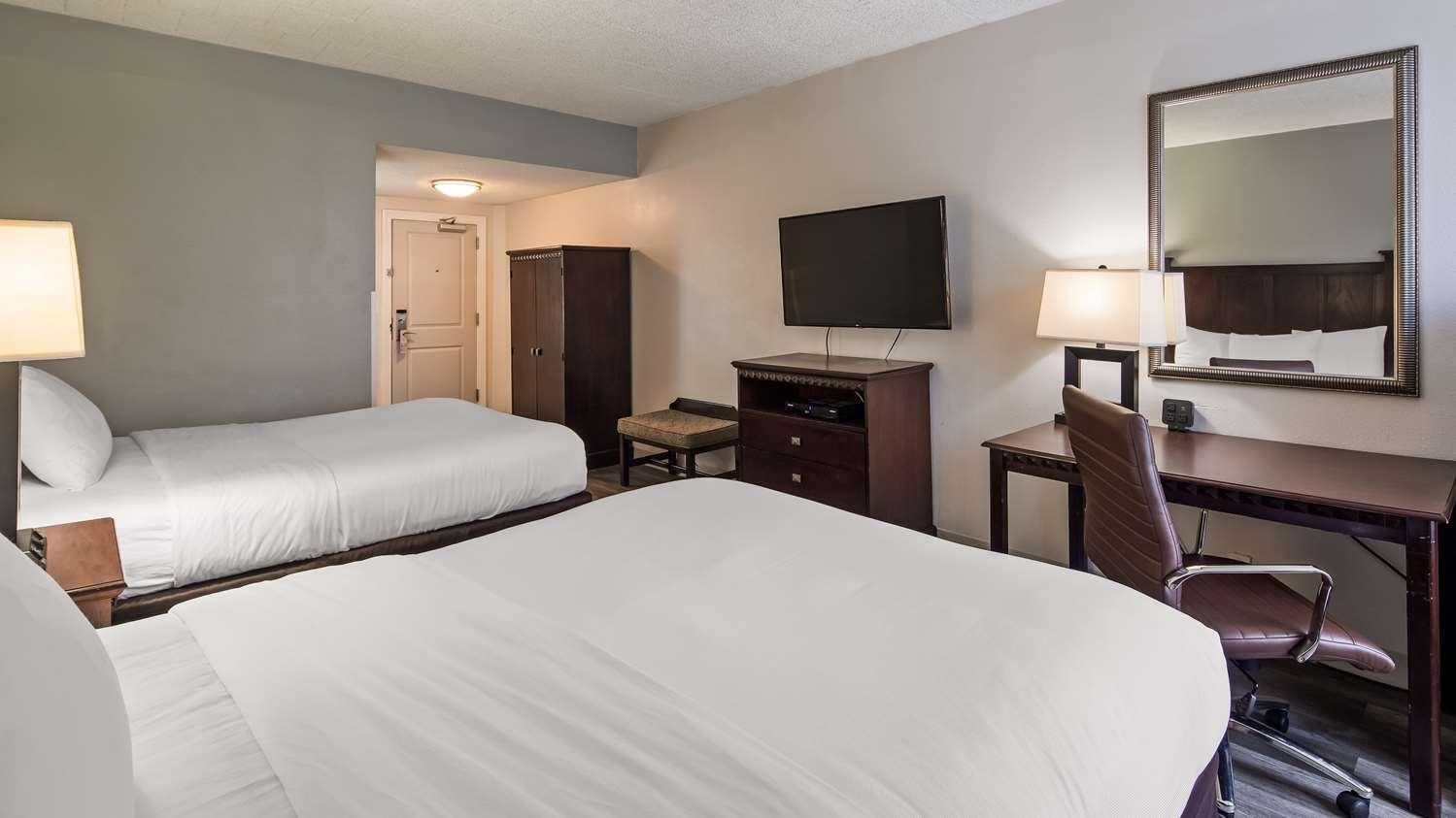 Best Western Paramus Hotel & Suites 14/35