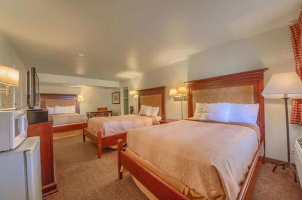 Americas Best Value Inn Uvalde 19/31