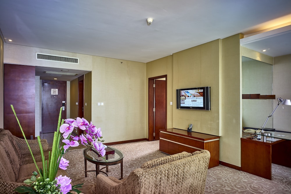 Changsha Xiaoxiang Huatian Hotel 37/54
