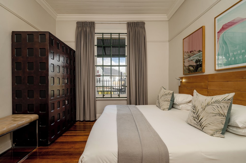 Camps Bay Village 22/50