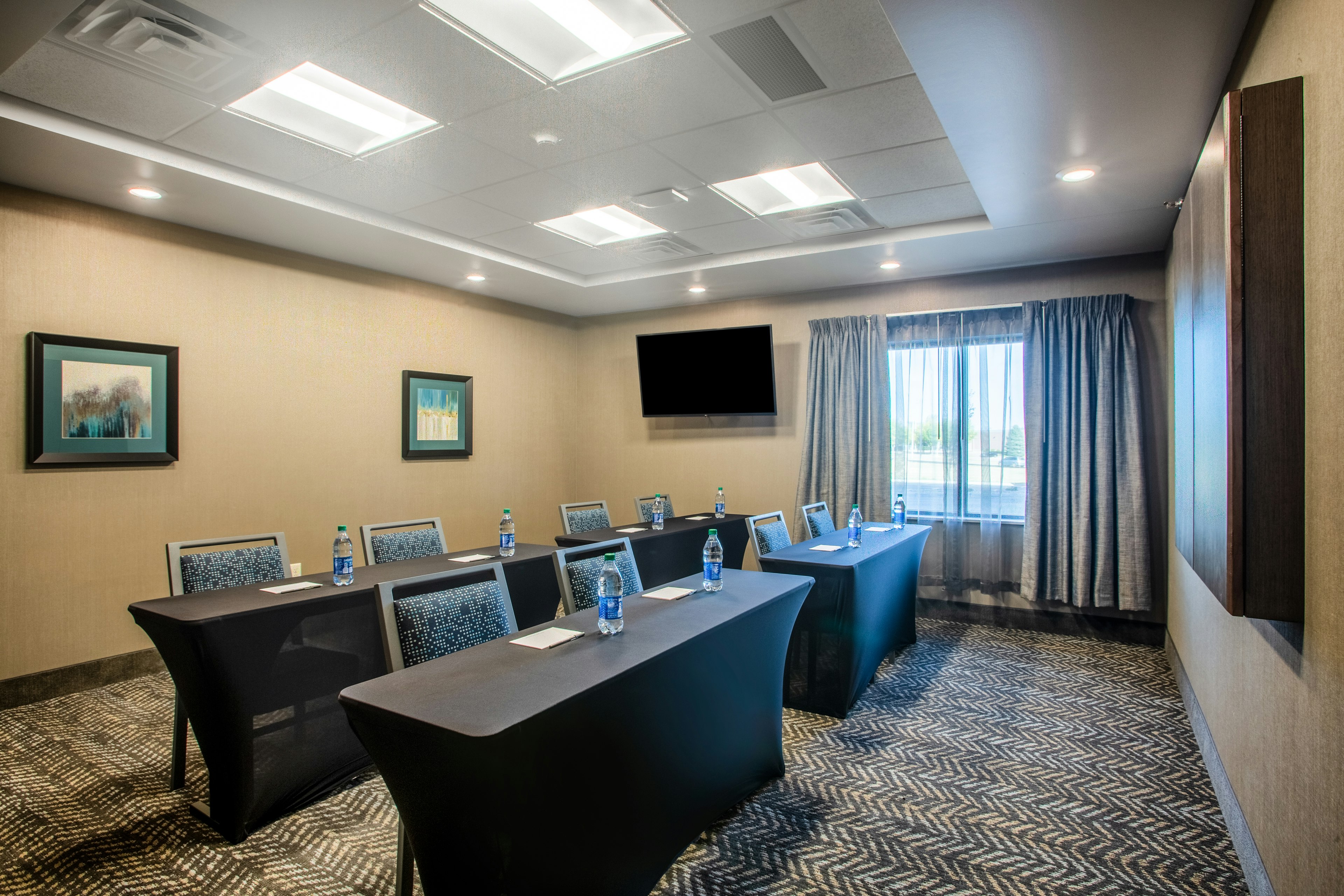 Staybridge Suites Sioux Falls Southwest 40/43