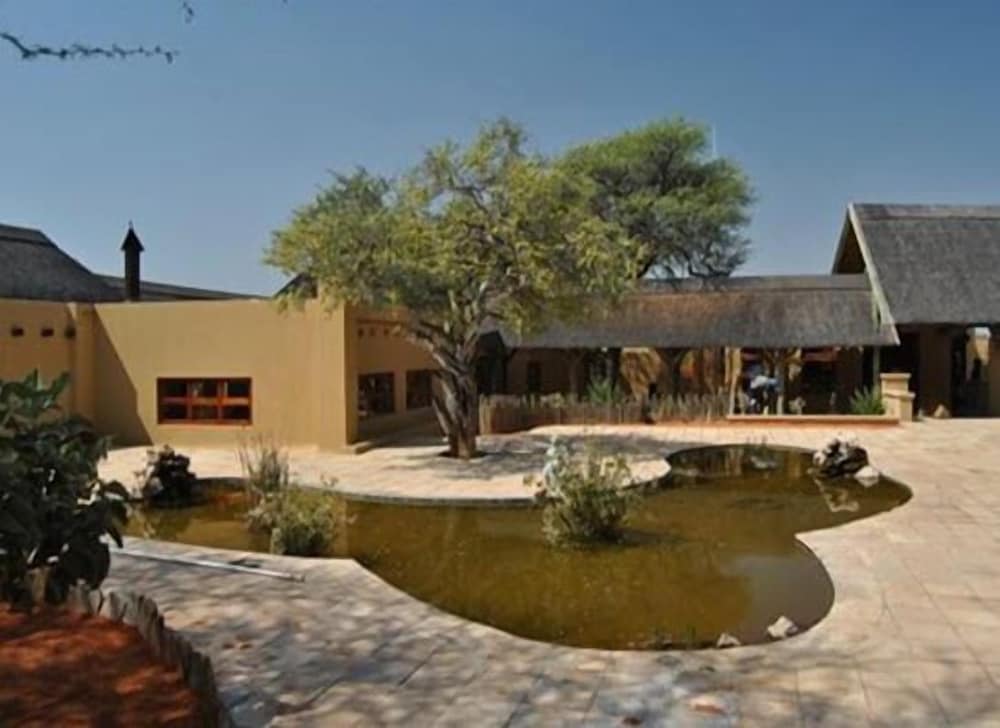 Intu Africa-Zebra Kalahari Lodge 43/52
