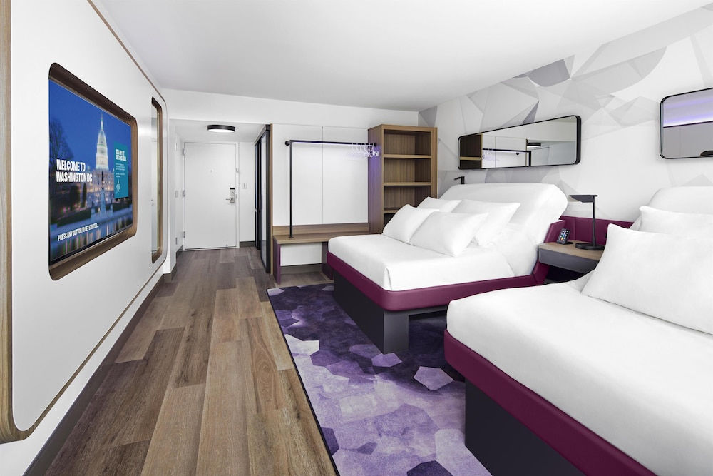 YOTEL Washington DC, Select by Hilton 11/50
