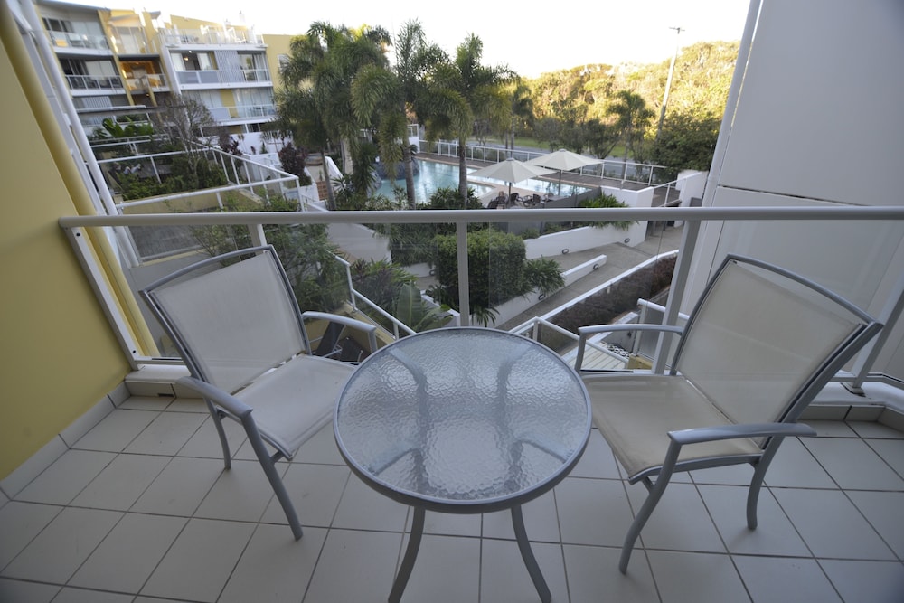SEACHANGE COOLUM BEACH 38/76