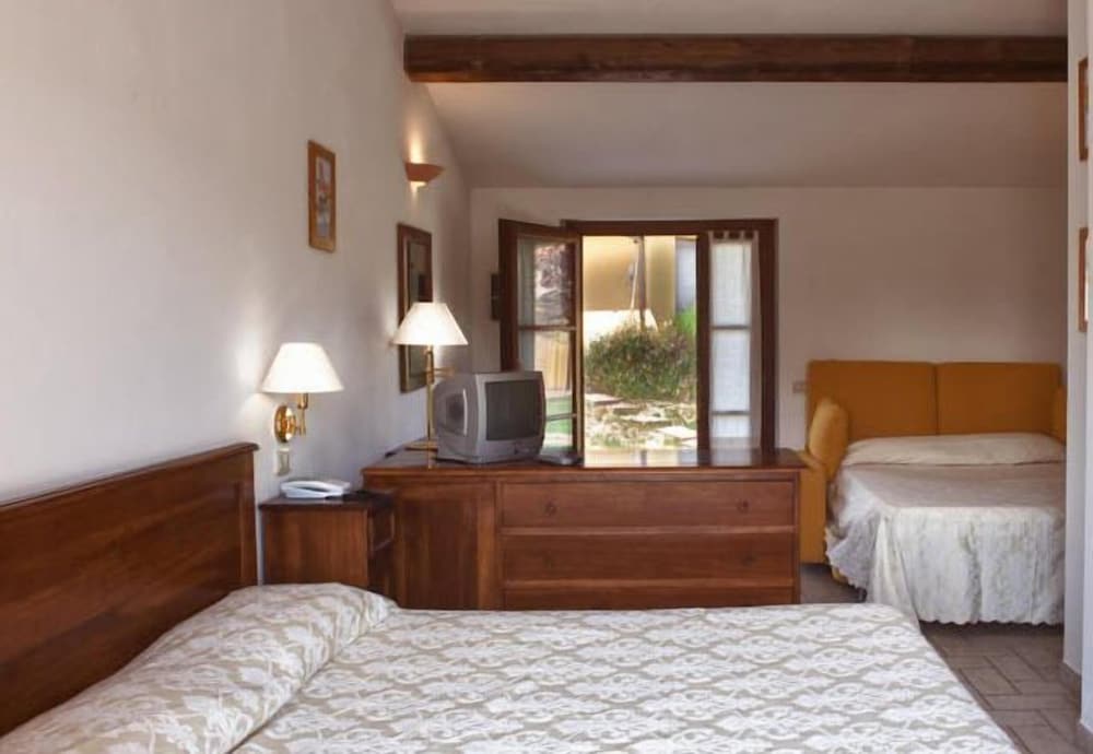 Villaggio Albergo Le Macerine 22/46