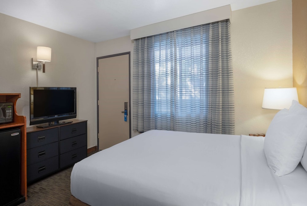 غرفة قياسية بسرير كوين، Days Inn By Wyndham Encinitas Moonlight Beach 5/7