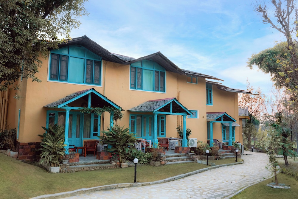 Tree Of Life Birdsong Chalets, Dharamshala 2/50