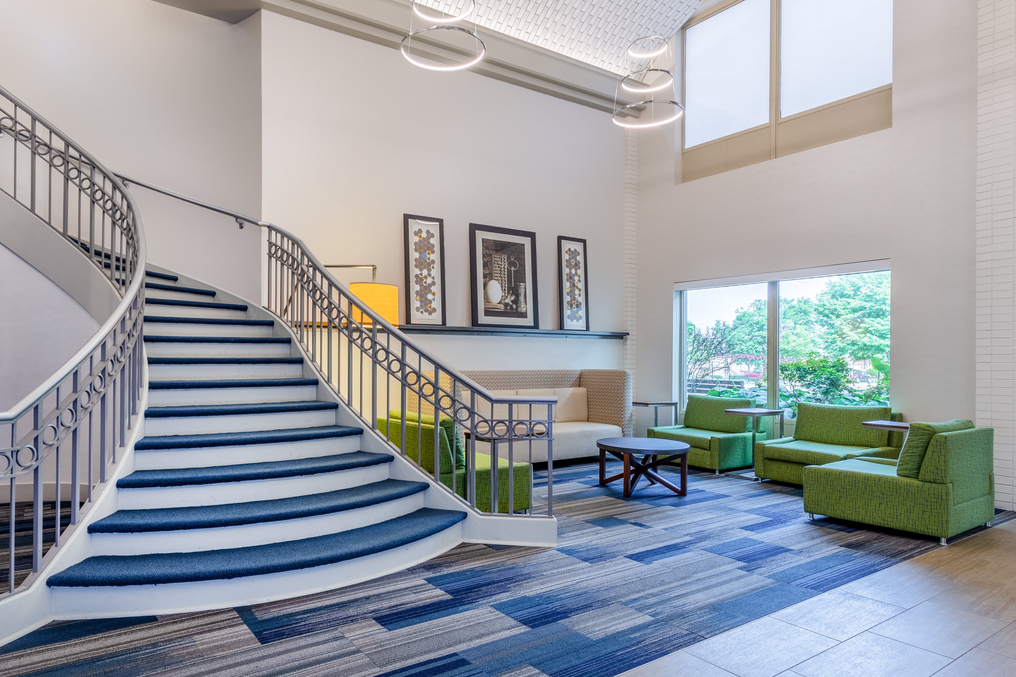 Holiday Inn Express Hotel & Suites Chicago-Midway Airport 37/50