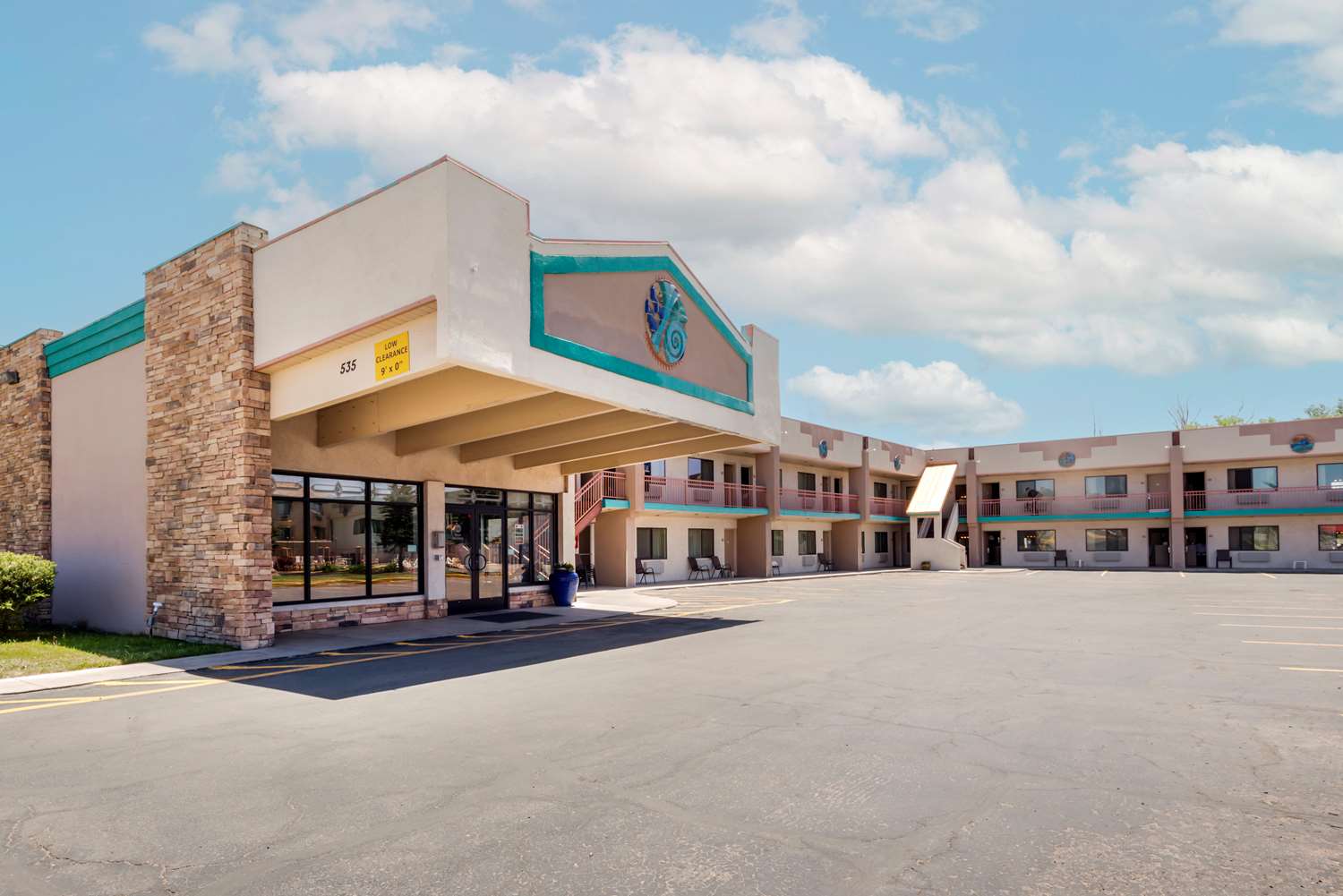 Turquoise Inn and Suites Cortez near Mesa Verde 2/42