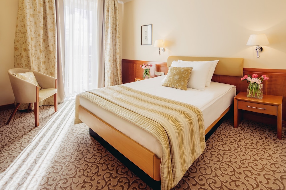 Grand Hotel Union Eurostars (ex Grand Hotel Union) 14/81