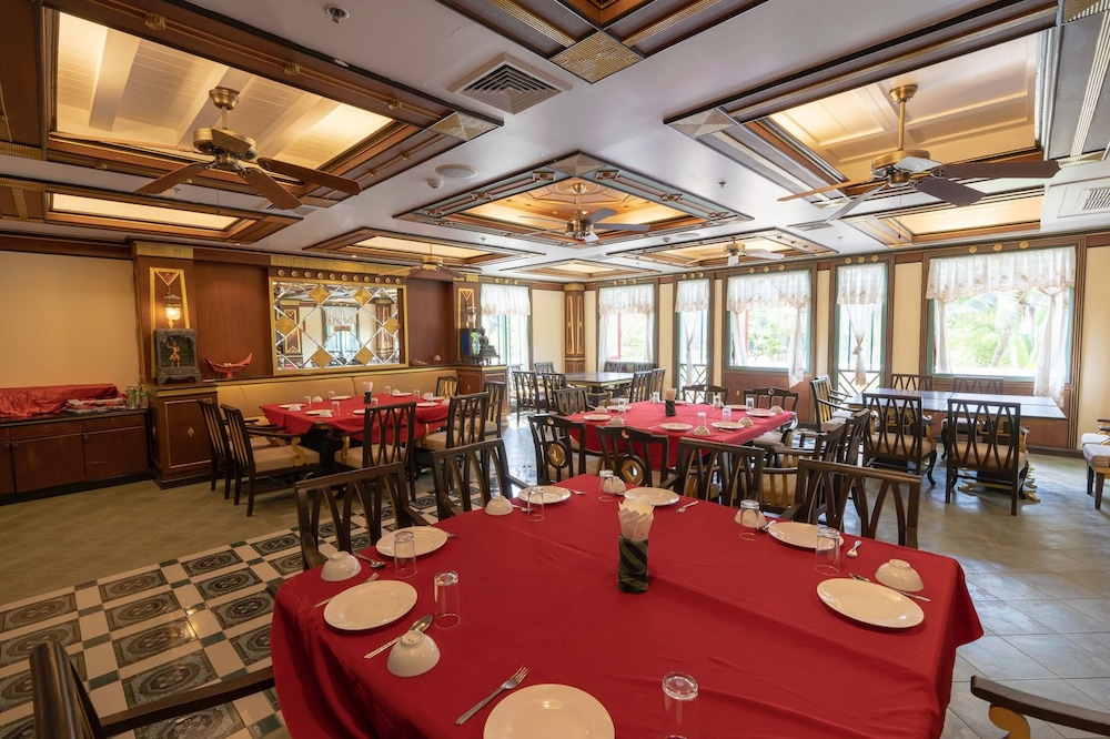 restaurant-cafeteria