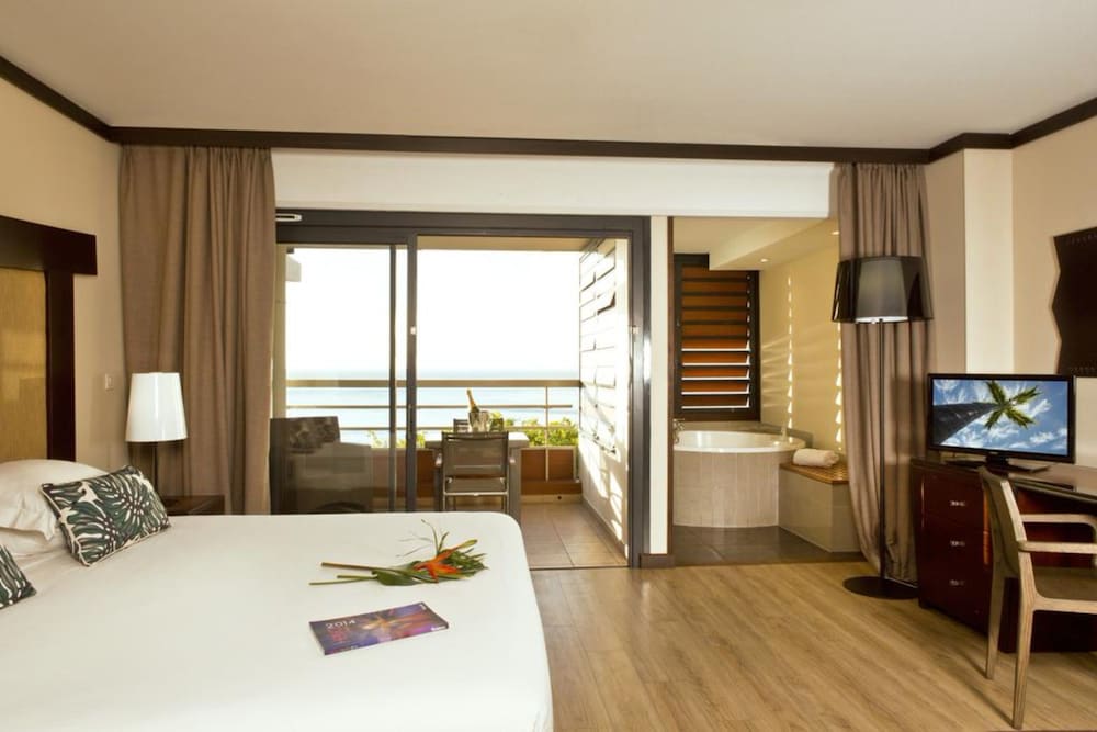 Tahiti Pearl Beach Resort 18/41