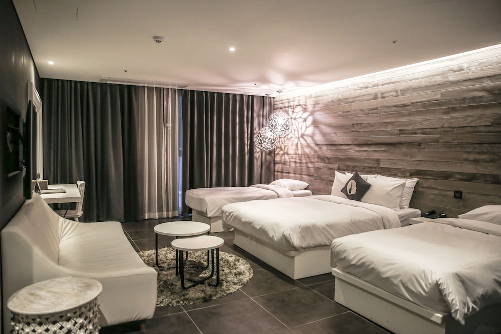Hotel The Designers LYJ Gangnam Premier 27/64