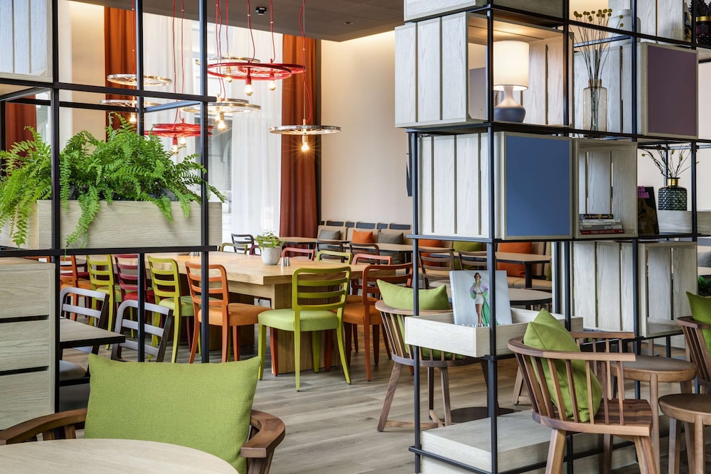 Intercity Hotel Frankfurt Hauptbahnhof Sud 30/48