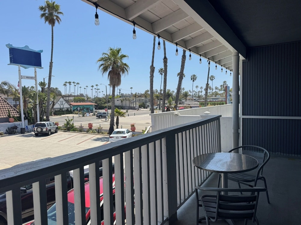 Shores Inn 32/50