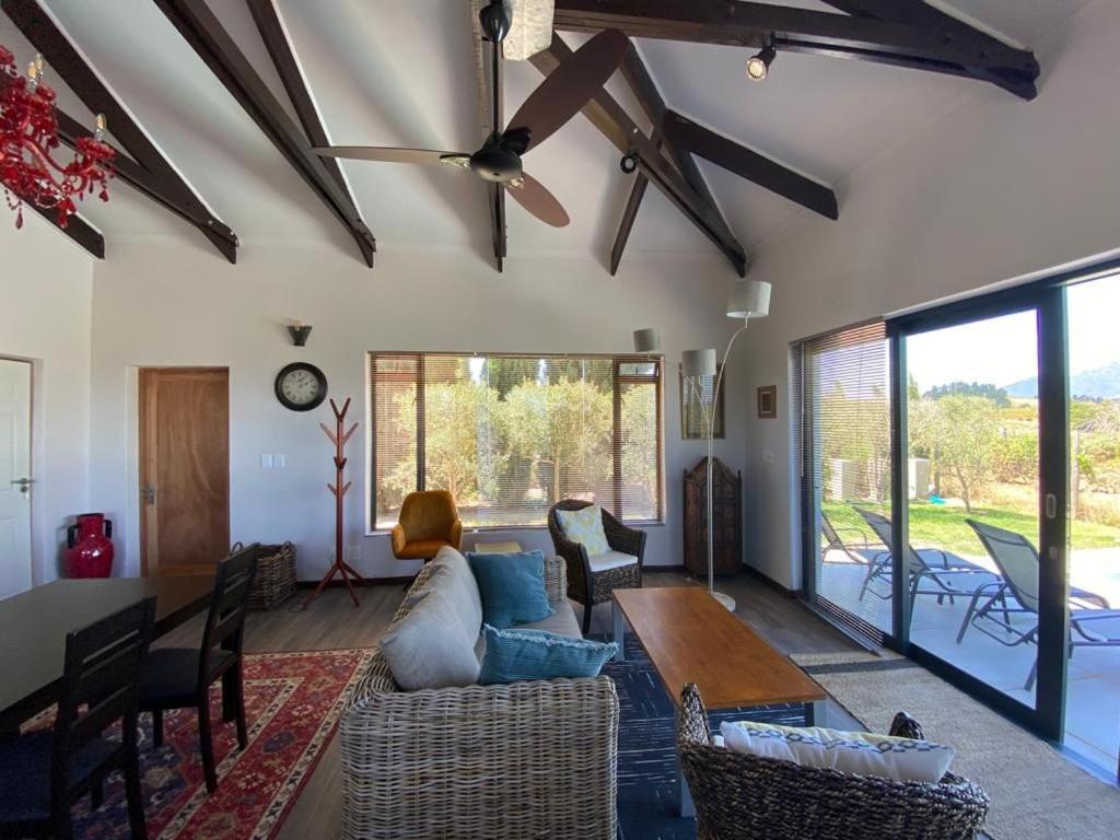 Sunrise And Sunset Apartments At Domaine Coutelier 26/50