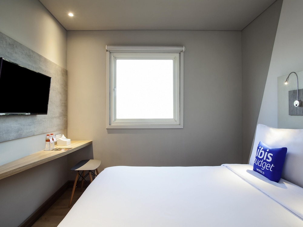 Ibis budget Surabaya Diponegoro 17/38