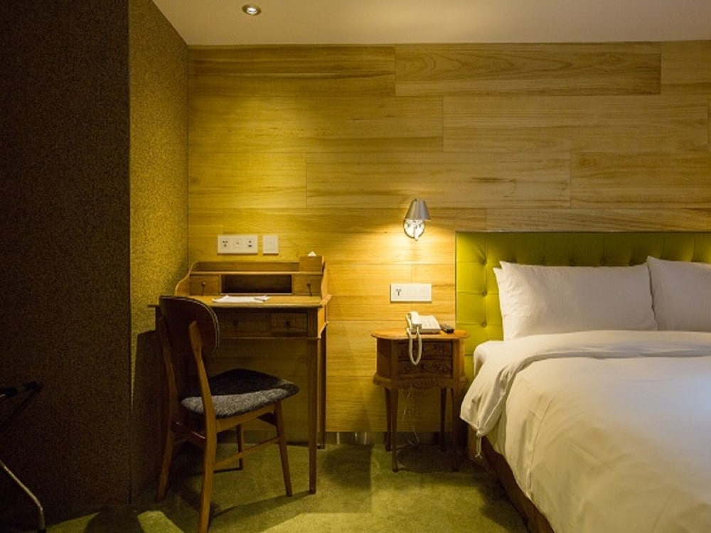 STANDARD, DOUBLE BED