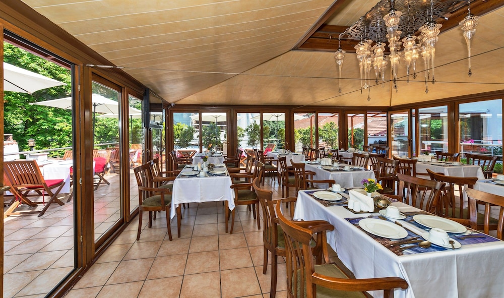 Zeynep Sultan Hotel 40/54