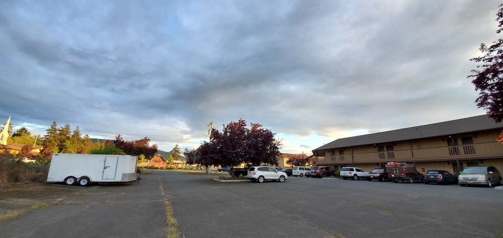 Olympic View Inn 35/49