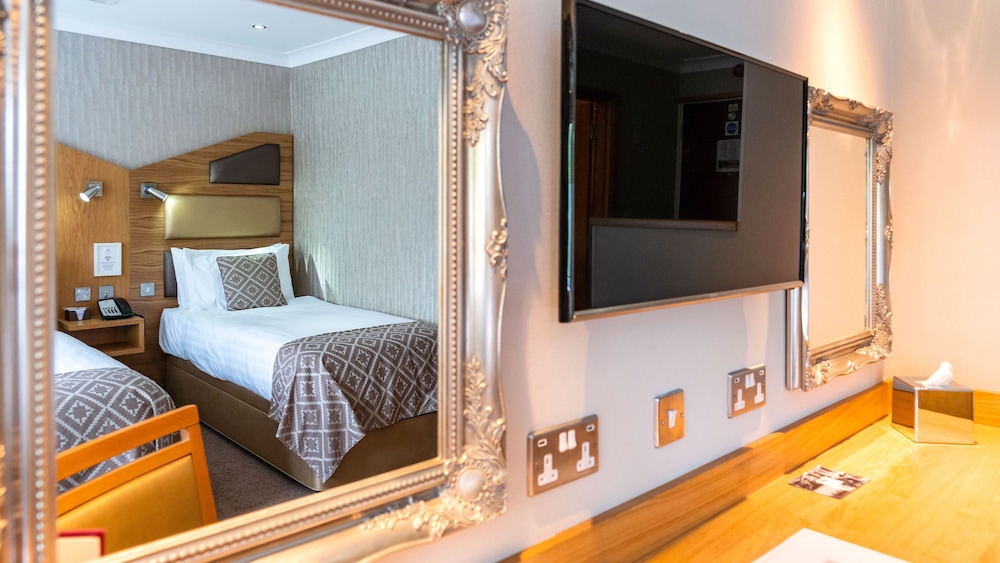 The Fairlawns Hotel And Spa 34/83