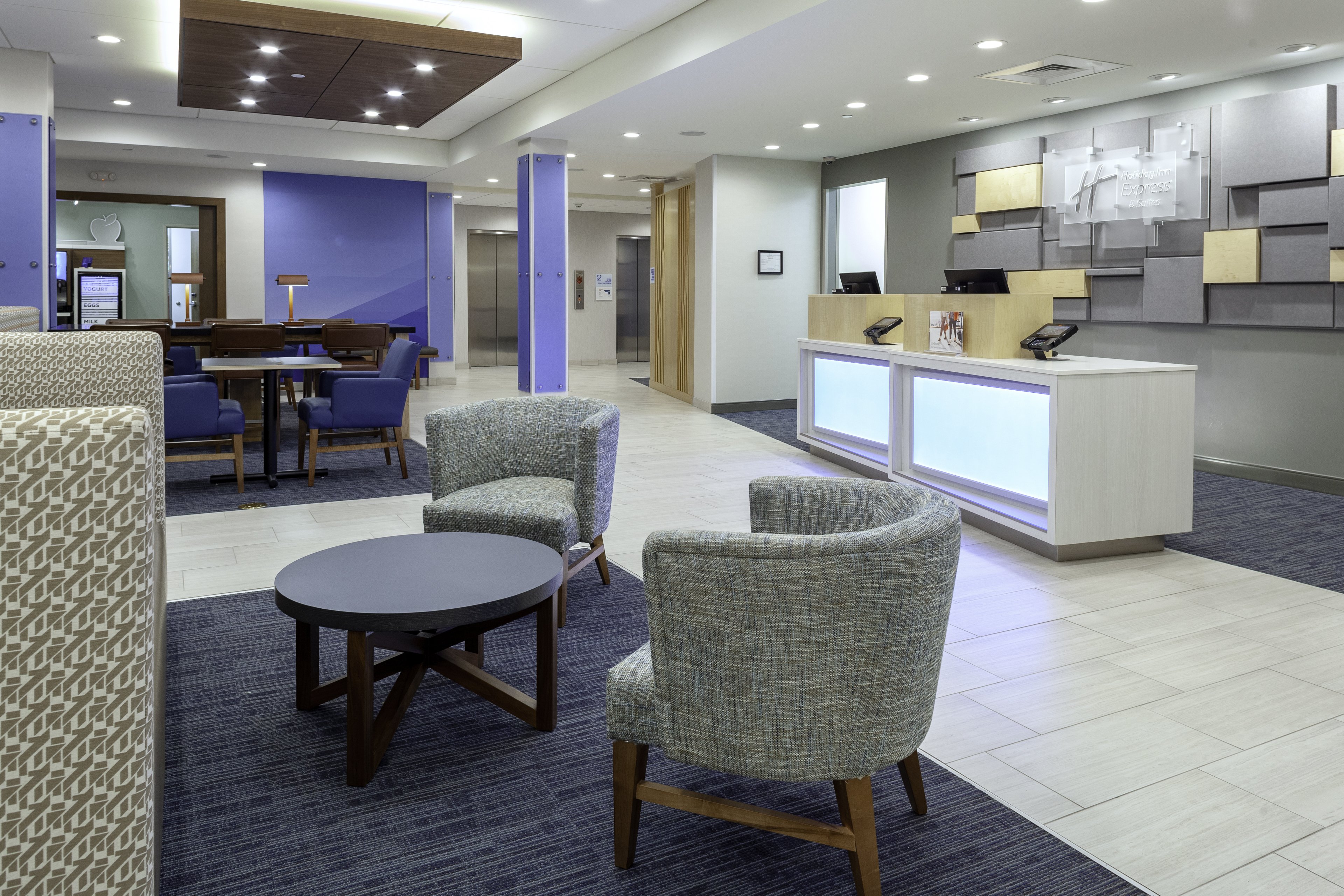 Holiday Inn Express and Suites Phoenix East - Gilbert 13/66