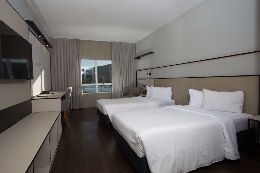 Super, Luxury, Twin Beds