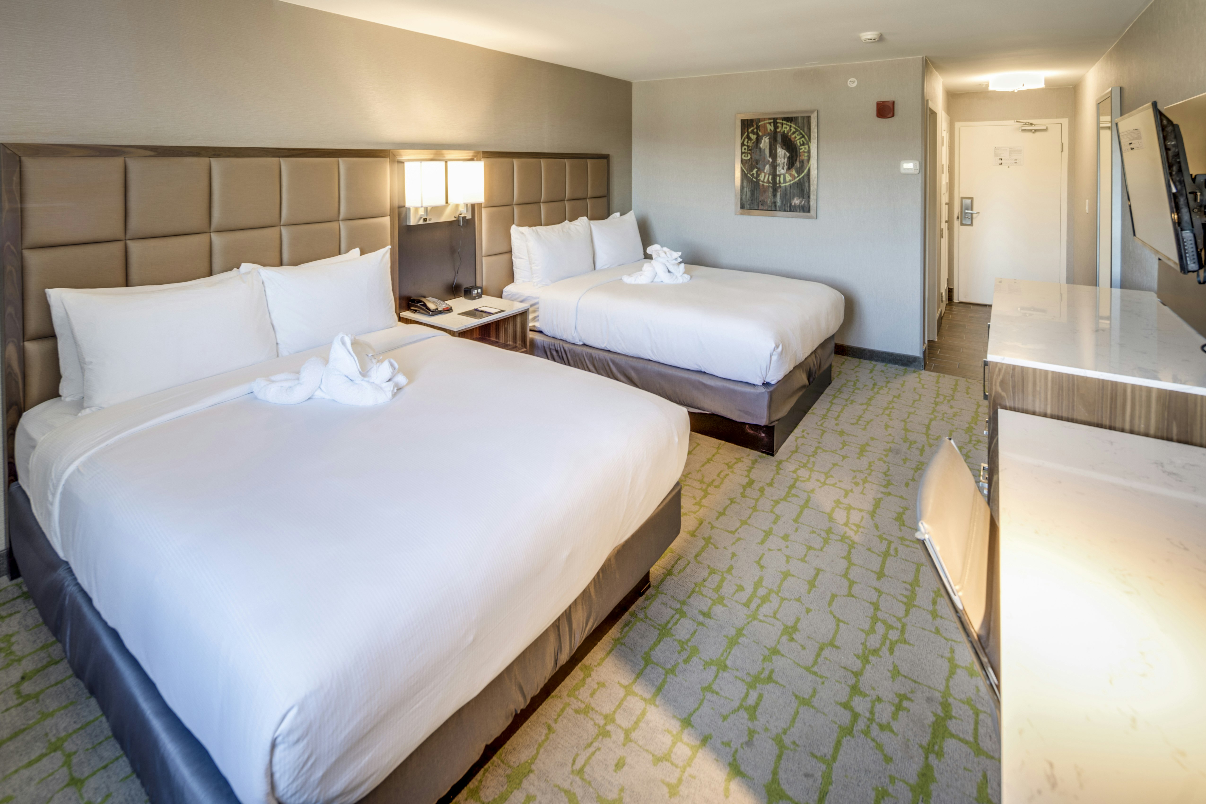 room, 2 queen beds