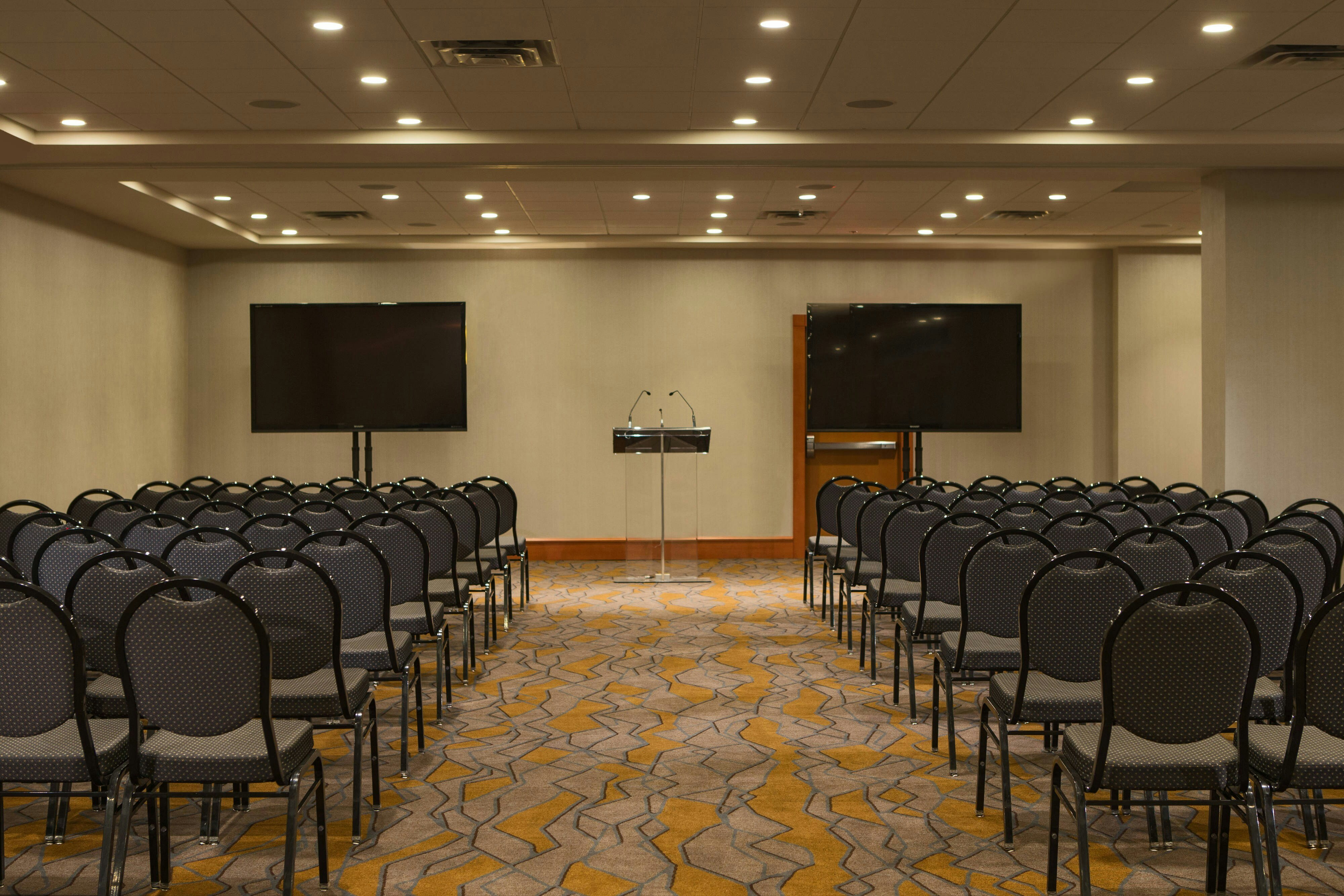 CALGARY MARRIOTT DOWNTOWN HOTEL 59/72