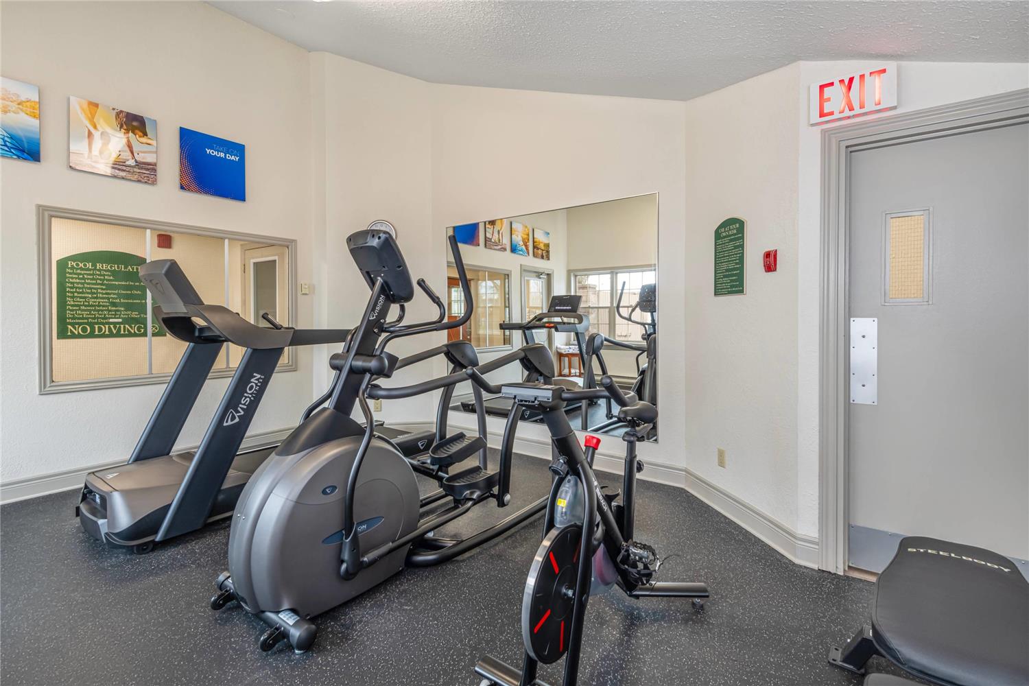Comfort Inn & Suites Thousand Islands Harbour District 10/18